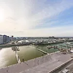 Flat At Marina With Terrace Apartment