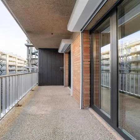 Flat At Marina With Terrace *