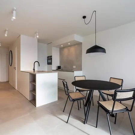 Flat At Marina With Terrace Appartement *