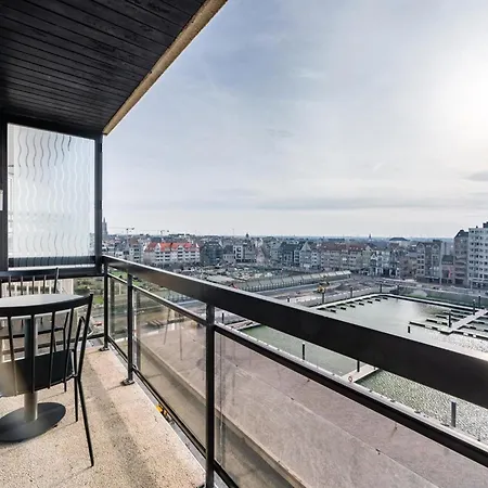 Апартаменты Flat At Marina With Terrace Бланкенберге